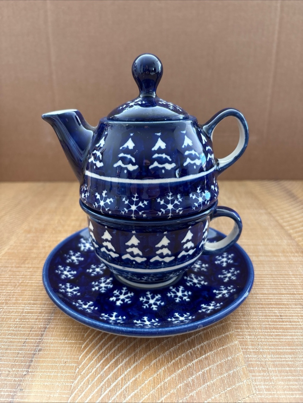 Boleslawiec Ceramics Artystyczna Polish Pottery Teapot Teacup And Saucer 4 Piece